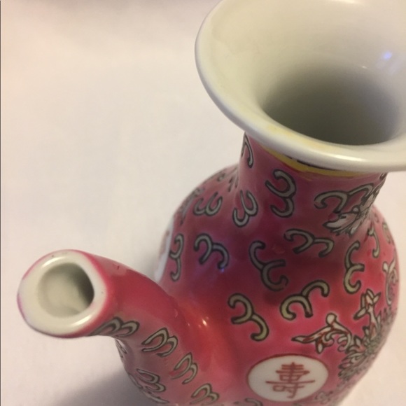 Red Mun enamel soy saucer mini decanter - Picture 9 of 10